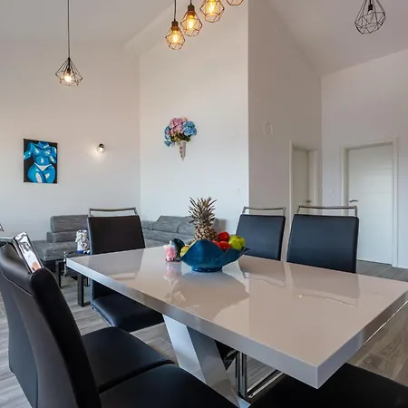 Doris 2 By Interhome Apartament *